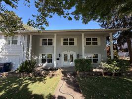 featured image of 2735 Almaden St