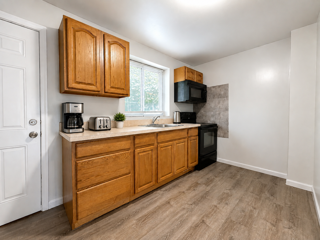 2966 N Ringgold St - Photo 6 of 22
