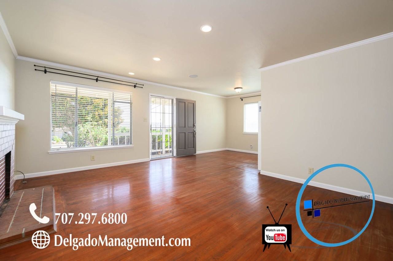 3142 Tennessee St - Photo 4 of 28