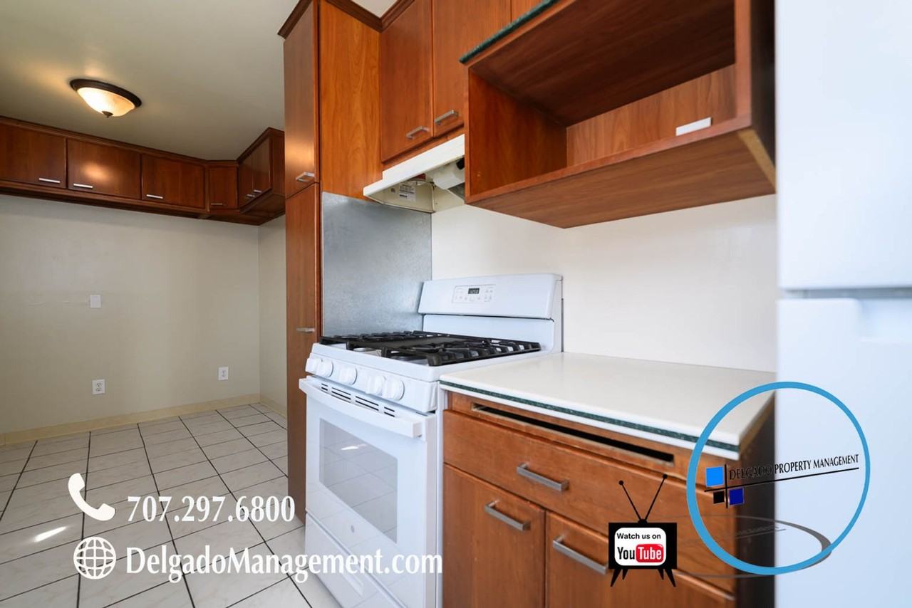 3142 Tennessee St - Photo 7 of 28