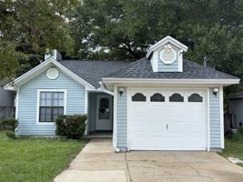 featured image of 431 Apple Dr #1