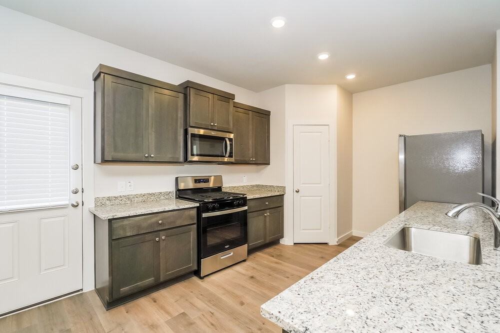 1312 Talton Ave - Photo 6 of 16