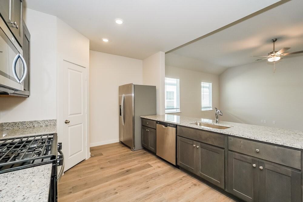 1312 Talton Ave - Photo 7 of 16