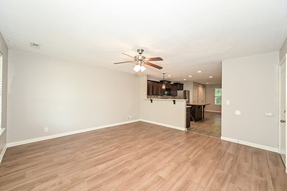 1854 Warmingfield Dr - Photo 4 of 17