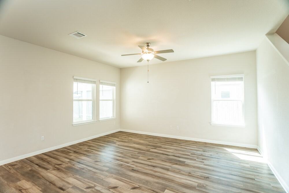 119 Oakdale Meadows Ln - Photo 5 of 17