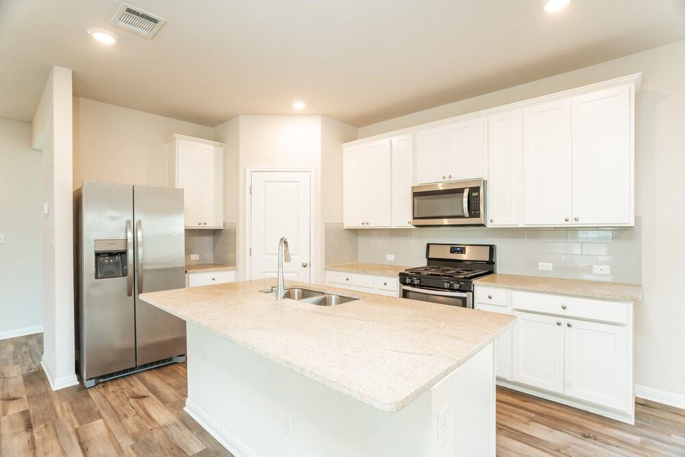 119 Oakdale Meadows Ln - Photo 6 of 17