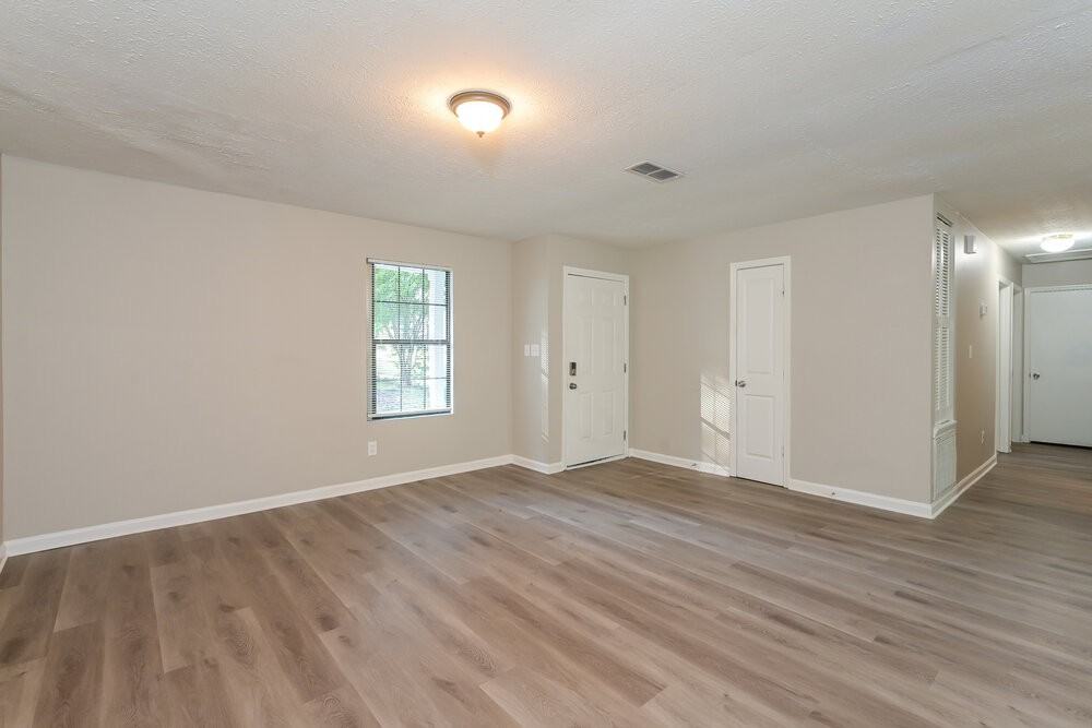 730 Hairston Crossing Trl - Photo 3 of 16