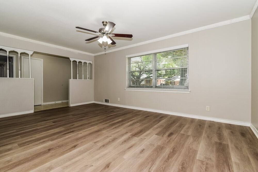 107 W Rio Grande St - Photo 5 of 16