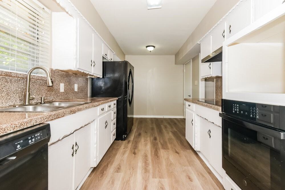 107 W Rio Grande St - Photo 6 of 16