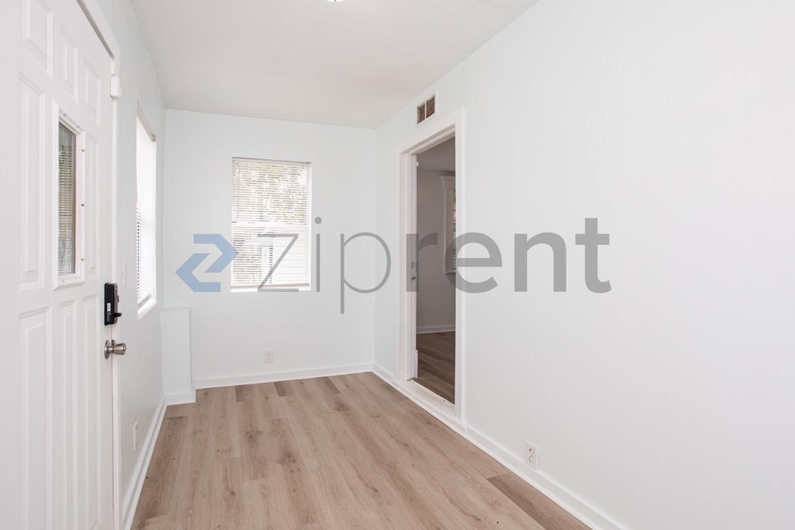 2184 W 45th St - Photo 5 of 25