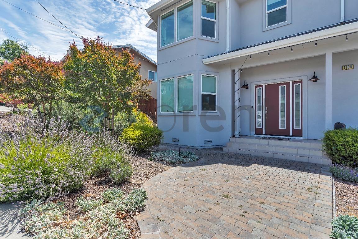 1109 Palisade St - Photo 4 of 42