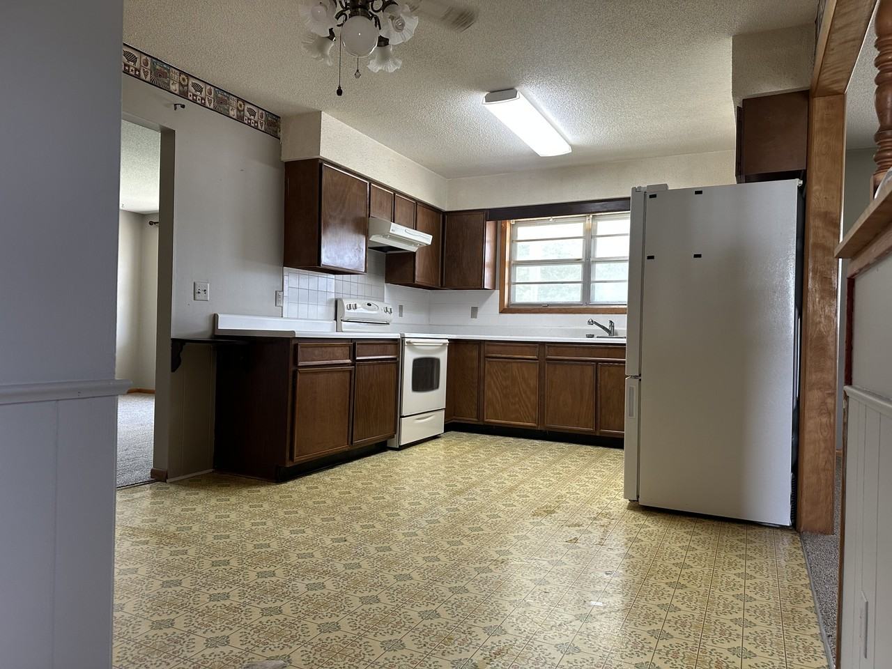 313 State Ave #1 - Photo 6 of 25