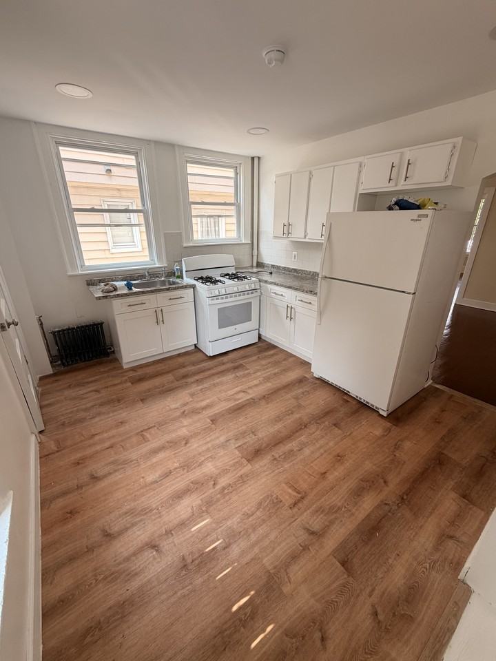 28 Ludlow St #1