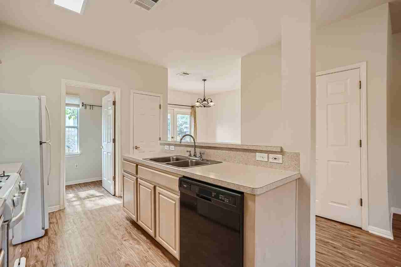 2303 Santa Rita St #NA - Photo 3 of 15