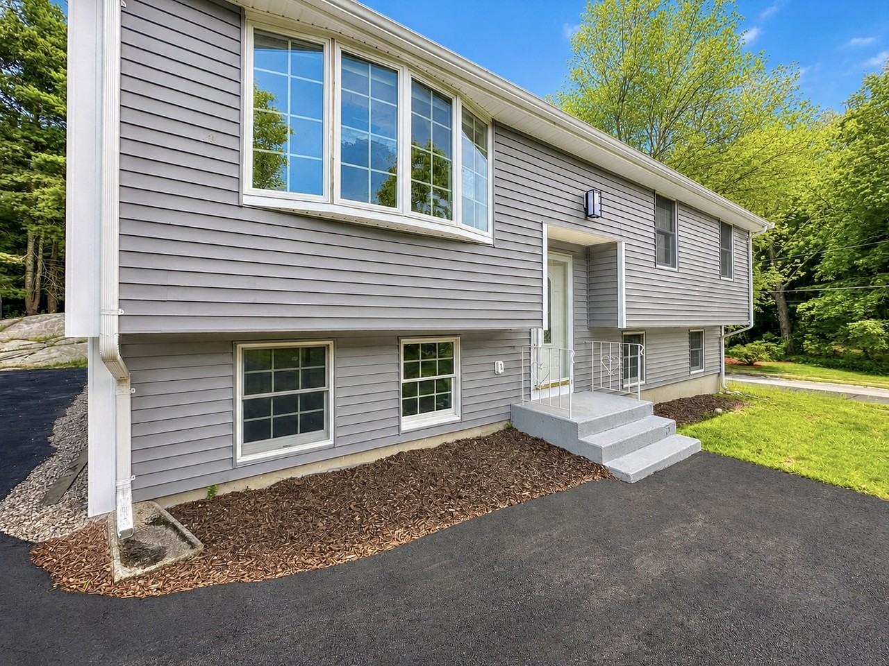 18 Linda St #NA - Photo 3 of 34