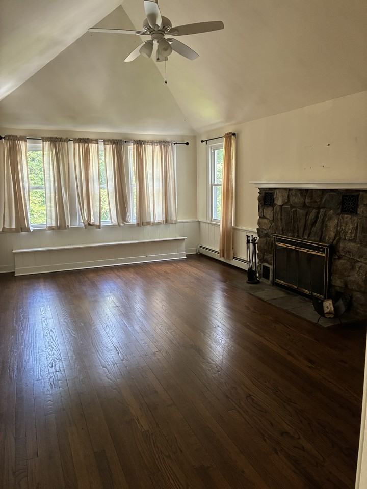3685 Gomer St #NA - Photo 7 of 16