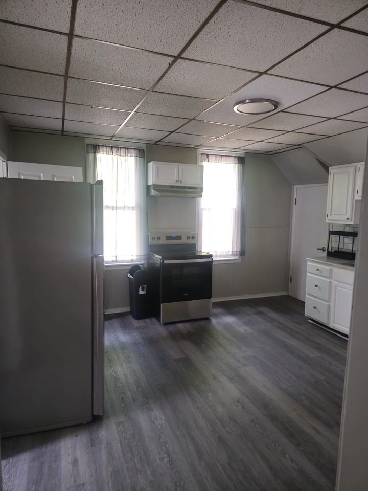 529 Taylor Ave #1 - Photo 6 of 13