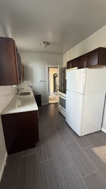 5521 S Everett Ave #5521-2N - Photo 2 of 17