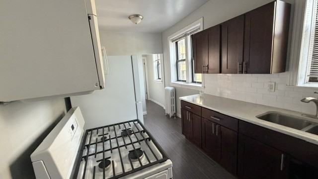 5521 S Everett Ave #5521-2N - Photo 3 of 17