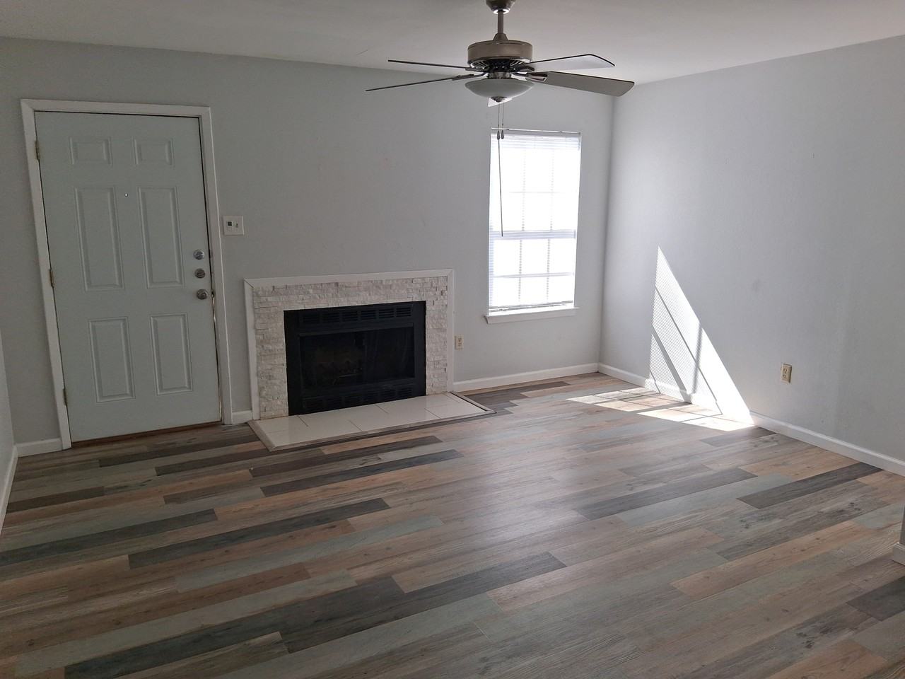 920 N 7th St #1 - Photo 2 of 12