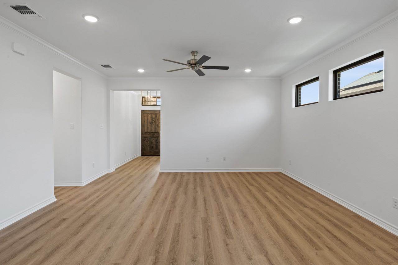 7310 Caladium Dr #1 - Photo 4 of 33