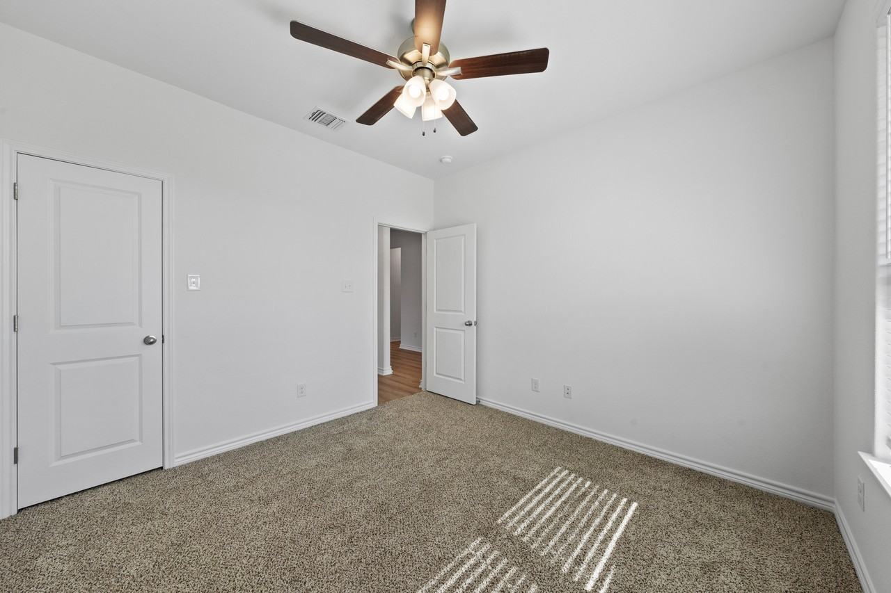 7310 Caladium Dr #1 - Photo 6 of 33