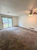 featured image of 207 Nw Barr Rd #B
