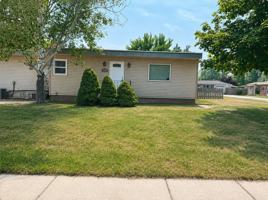 featured image of 4301 W Albion St