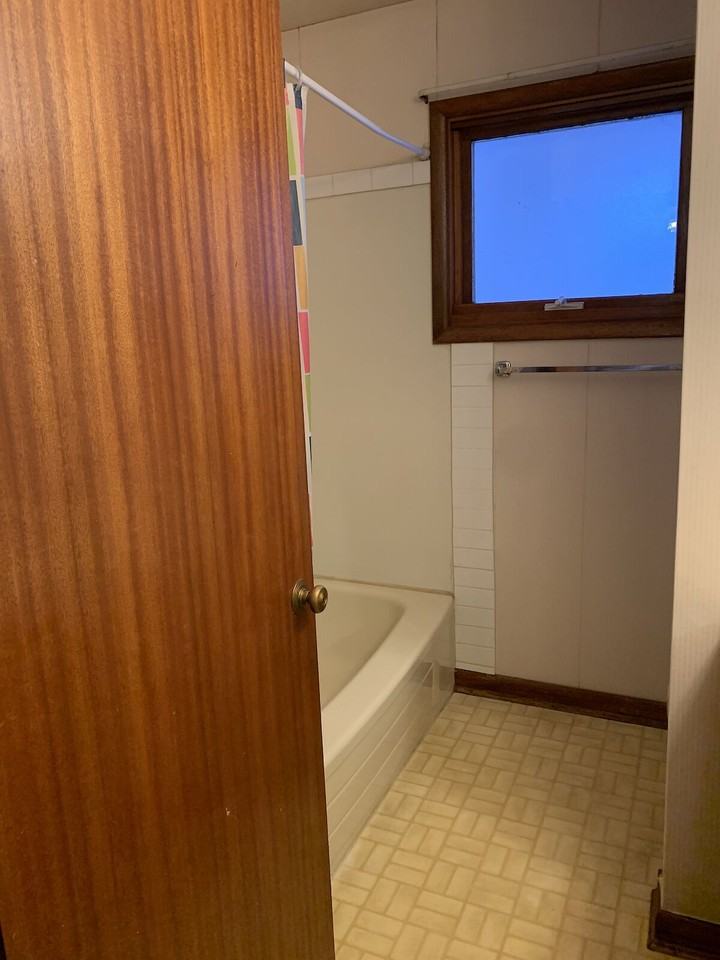 3207 Castle Rd Nw - Photo 4 of 19