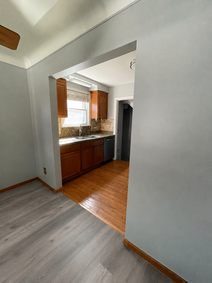 18221 Hanna St #1 - Photo 2 of 8