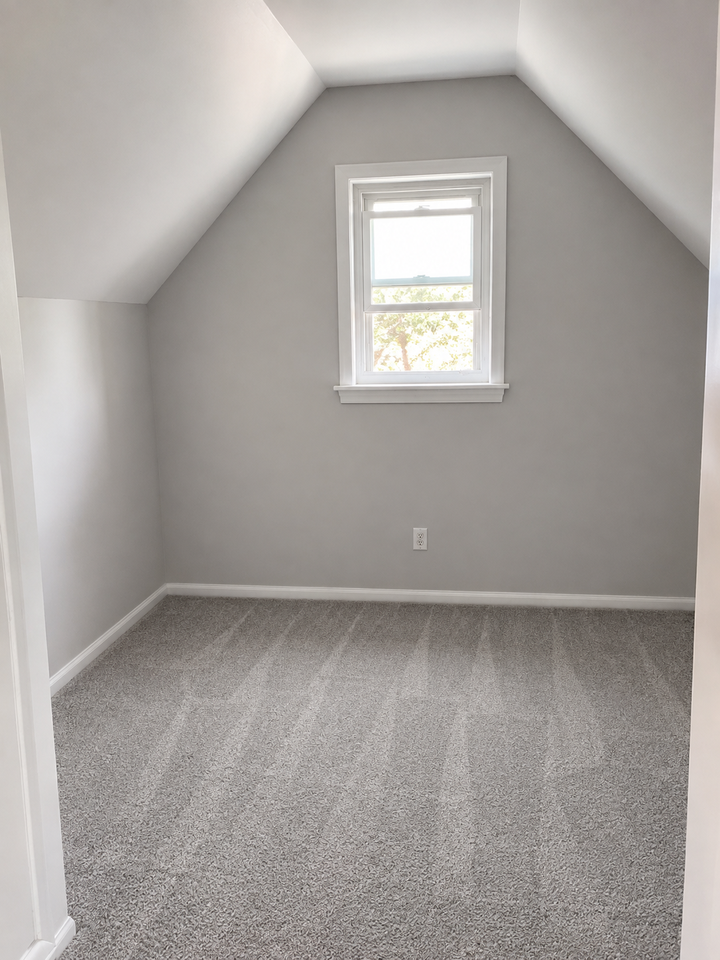 18221 Hanna St #1 - Photo 4 of 8