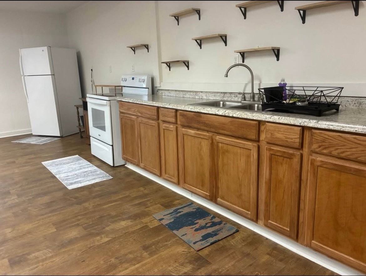 1071 Spur - Photo 2 of 6