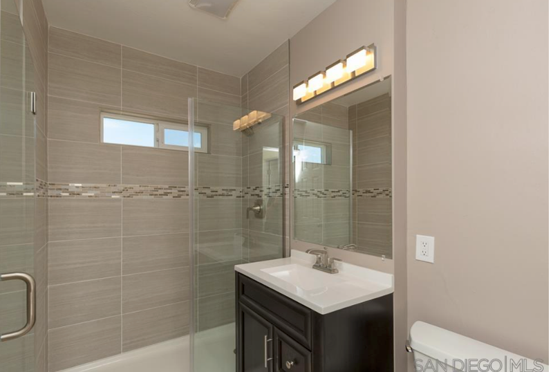 3335 Nile St - Photo 5 of 21