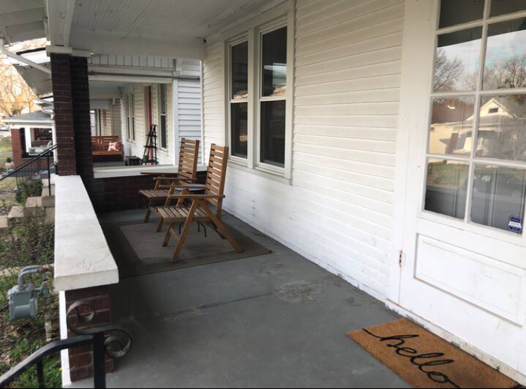 1114 Charles St - Photo 2 of 17