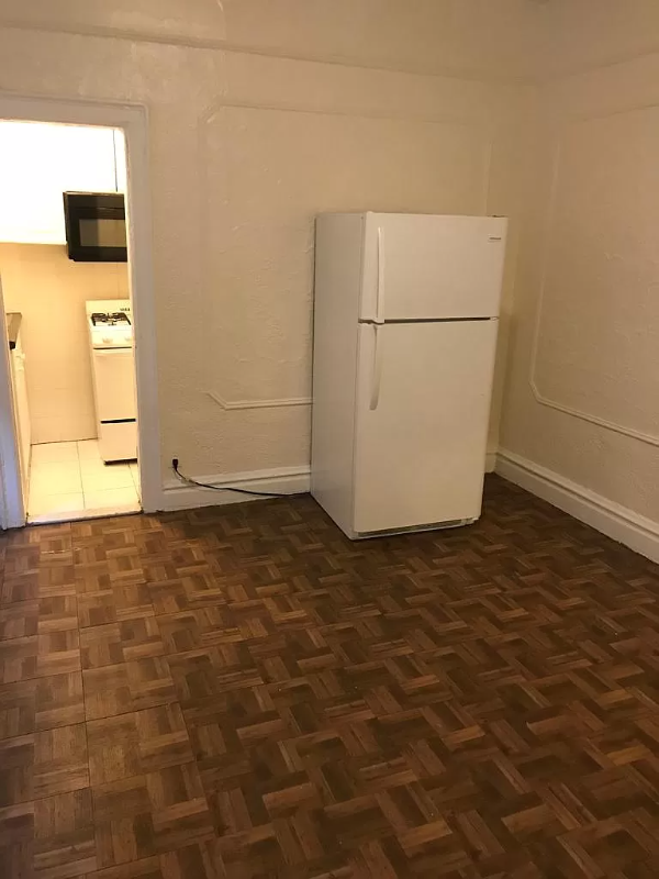 35 Kensington Ave #B2 - Photo 2 of 5