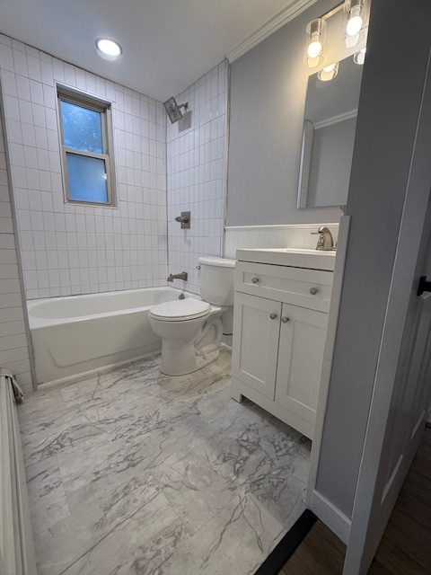 524 S Grand Ave #4 - Photo 2 of 7