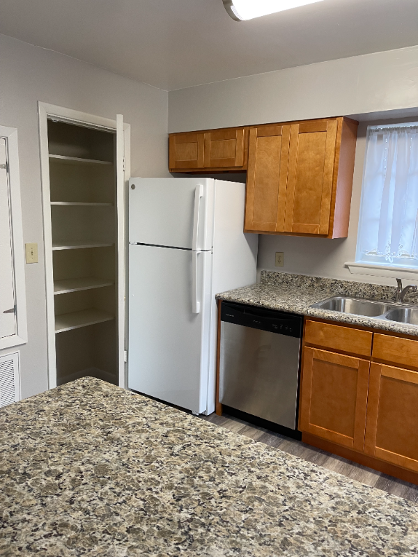 2525 Annunciation St #5 - Photo 3 of 9
