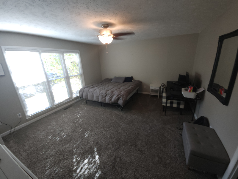 207 Pinewood Ave - Photo 5 of 11