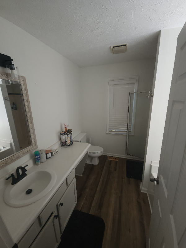 207 Pinewood Ave - Photo 7 of 11
