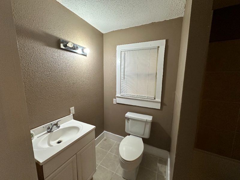 1405 Pine St - Photo 7 of 8
