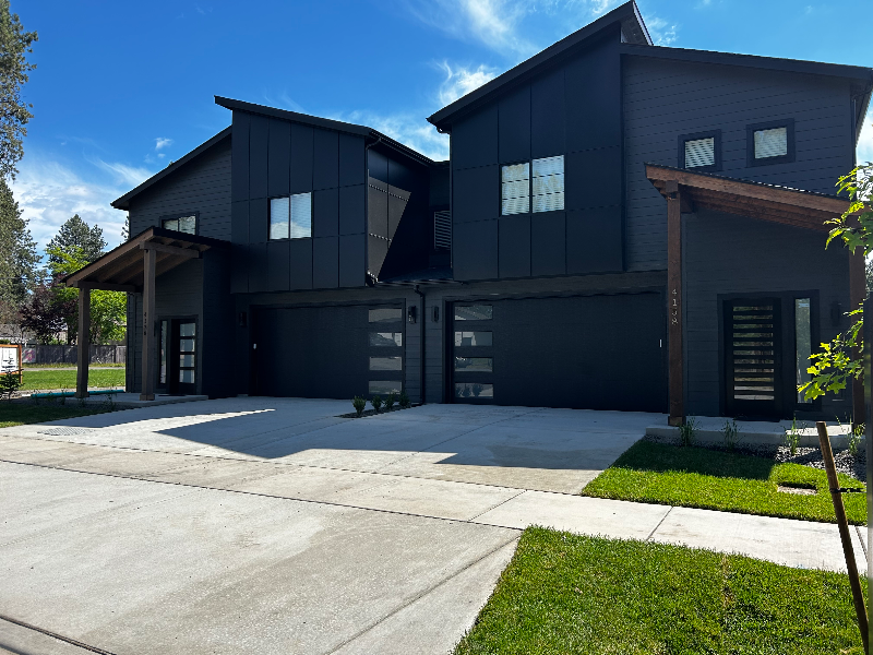 4178 N Honeysuckle Dr