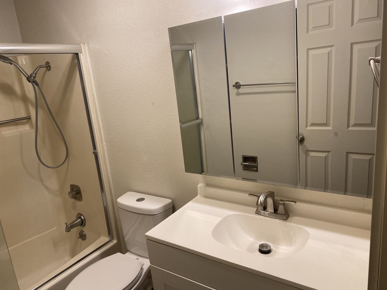 172 Salem Heights Ave Se #172 - Photo 6 of 11