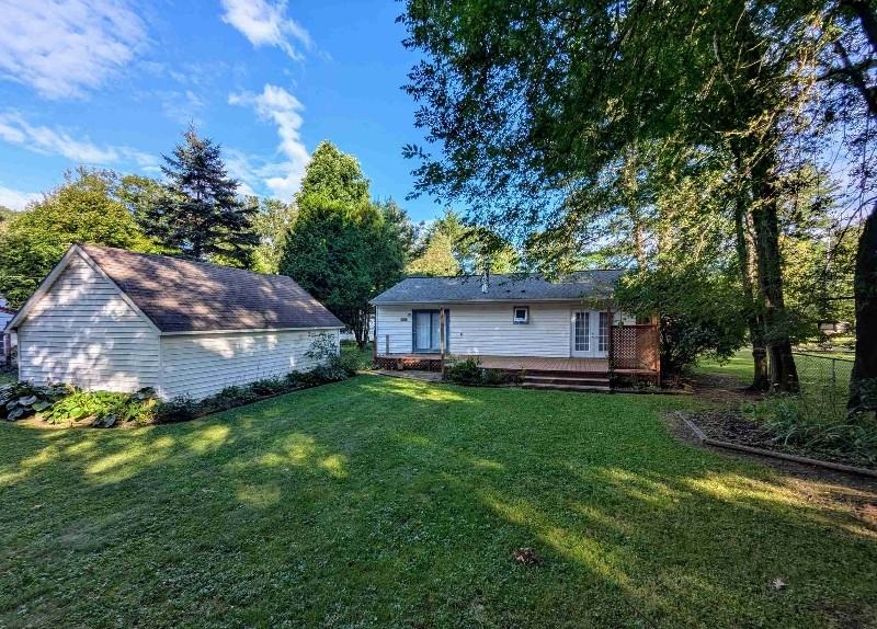 35 Hazelwood Ave - Photo 3 of 12