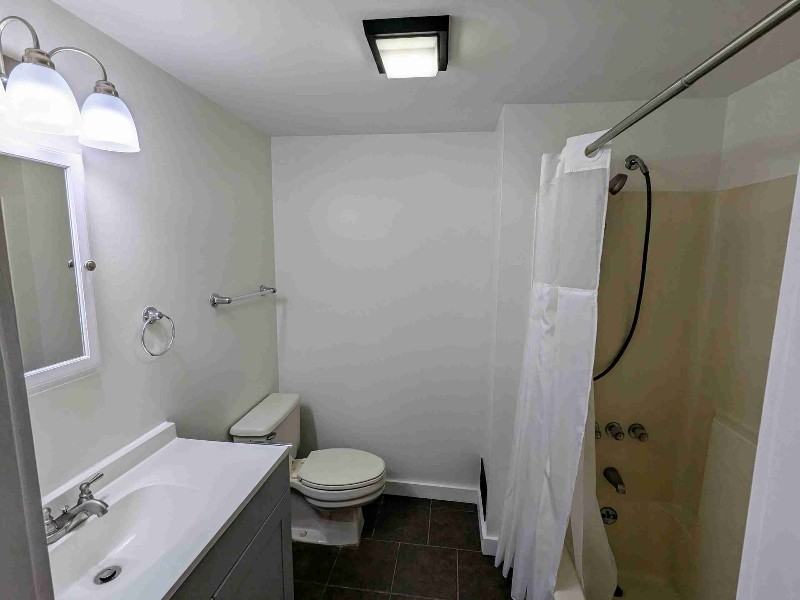 35 Hazelwood Ave - Photo 7 of 12