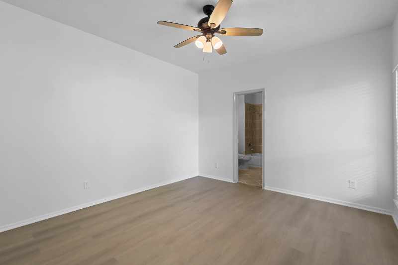 10302 Buffum St - Photo 7 of 23
