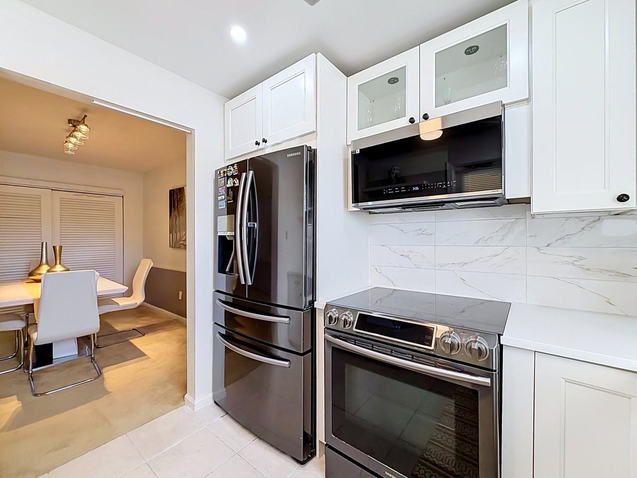 2121 Ne 68th St #109 - Photo 5 of 28