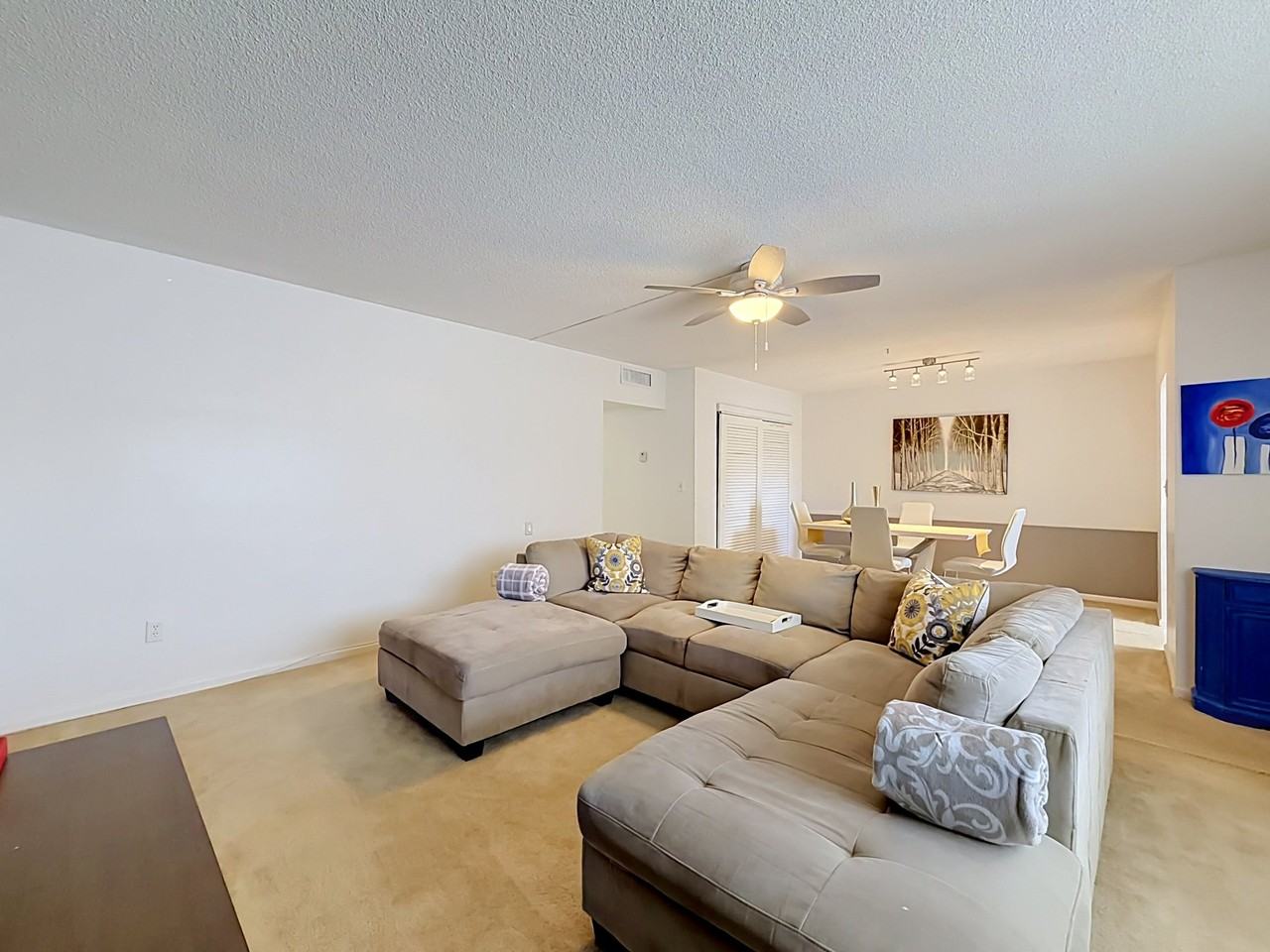 2121 Ne 68th St #109 - Photo 7 of 28