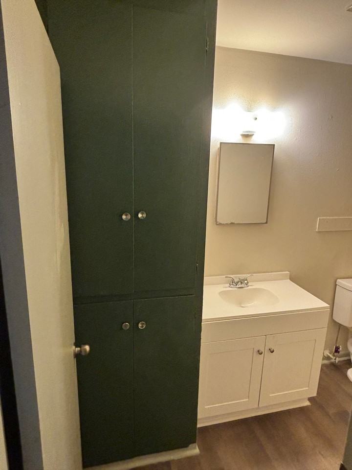 837 N 6th St #3 - Photo 6 of 7