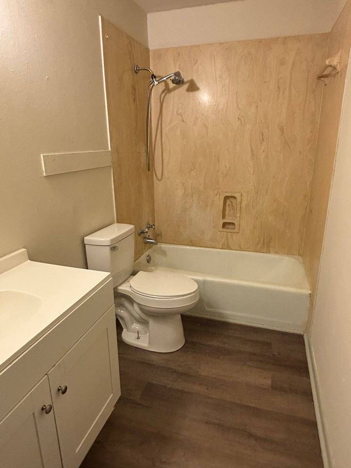 837 N 6th St #3 - Photo 7 of 7