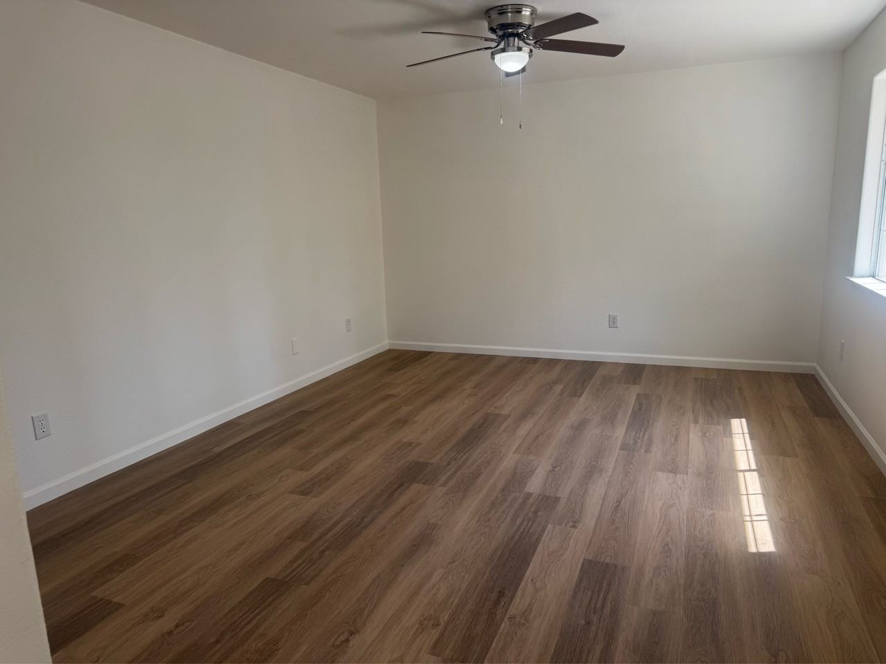 339 W Kern Ave #1 - Photo 4 of 9